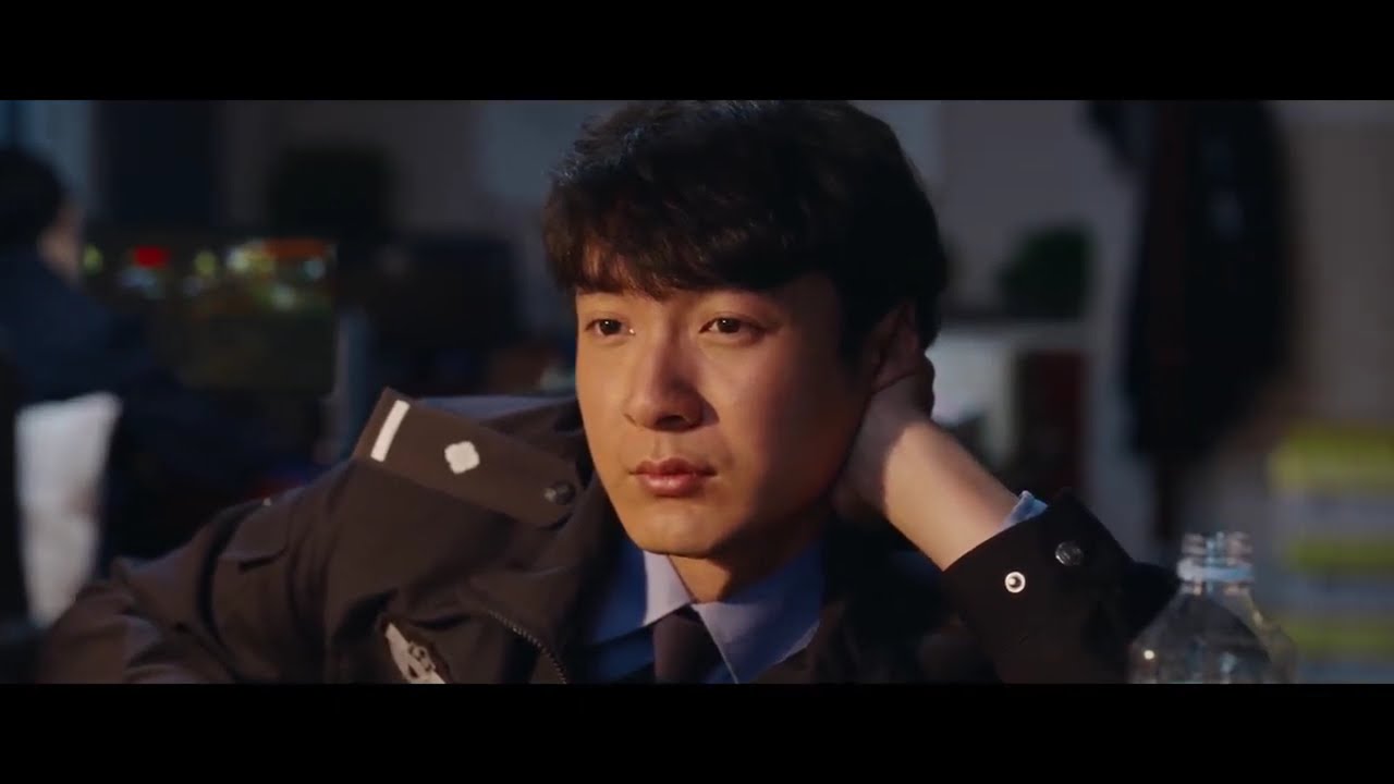 吴江的后备箱出现枪支，看似他值得怀疑，可是白菊却觉得一切来得太过巧合。调取监控更是发现，孟耀辉曾经出现在吴江的车旁 #生命树 #杨紫 #胡歌