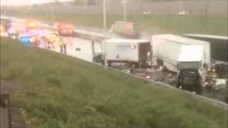 Accident on highway 30 in Chateauguay, Oct. 28, 2015