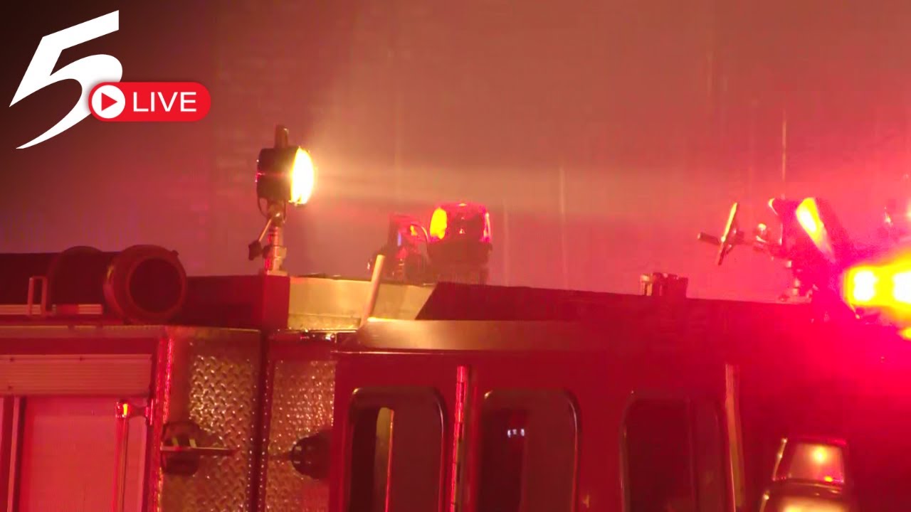 DEVELOPING 🚨 Massive fire erupts at historic Midtown house - YouTube