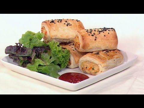 Super Easy Sausage Rolls | Bake with Me!. 