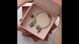4 Ways to Style a Charm Bracelet 4 Ways to Style a Charm Bracelet