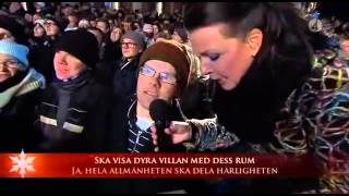 Video thumbnail of "Magnus Uggla - Jag Mår Illa (Live @ Jullotta På Liseberg 2011)"