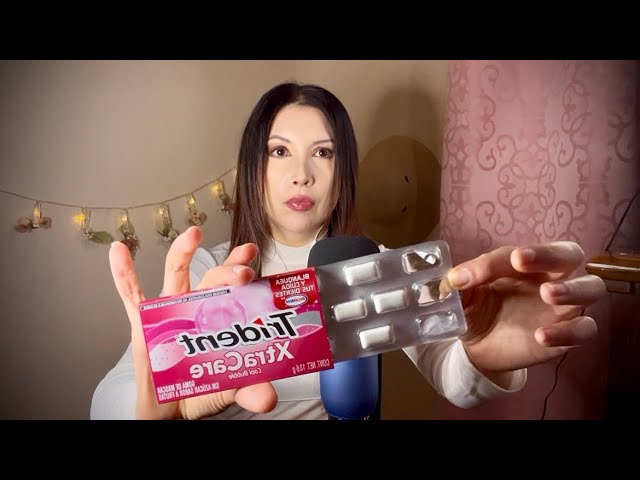 ASMR Masticando Chicle y Leyendo “Un Curso de Milagros” | Gum Chewing and Reading | ASMR en Español