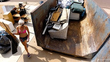 Dumpster Fill Up / 4K [time-lapse]