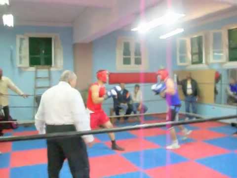    لقاء مع الشبان المسلمين