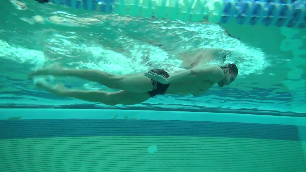 水中で出来る筋トレでパワーアップしよう！ ｜ swim media