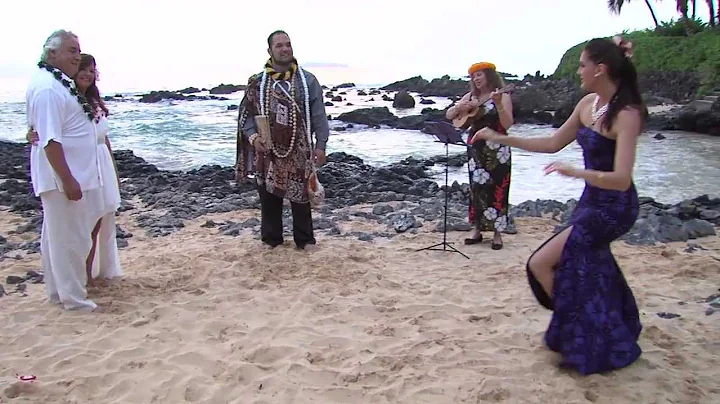 Pamela Polland performs "Hanalei Moon"