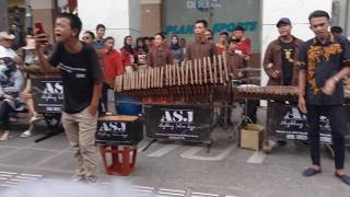 Download Lagu TATU I ANGKLUNG SATRIA MALIOBORO YOGYAKARTA MP3 Download Lagu TATU I ANGKLUNG SATRIA MALIOBORO YOGYAKARTA MP3
