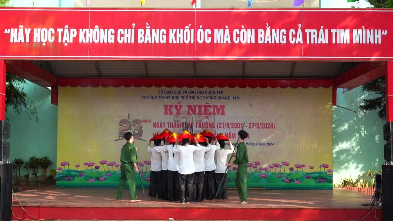 11A9 - Một Vòng Việt Nam - GĐTH 2024 - THPT Dương Quảng Hàm