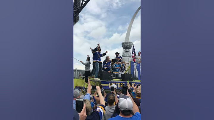 Man down at St. Louis Blues parade