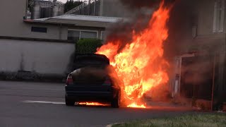 AUTOVETTURA IN FIAMME ARRIVO APS VVF TRADATE IN SIRENA (Gorla Maggiore)