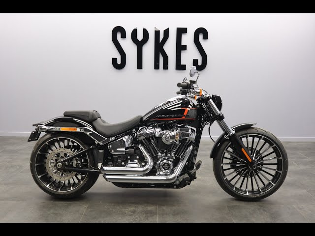 2023 Harley-Davidson FXBR Softail Breakout 117 in Vivid Black Stage One class=