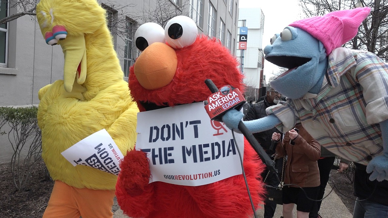 Противостояние Элмо