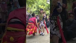 Mau Romantis Malah Jatuh reogponorogo bujangganong jathilan