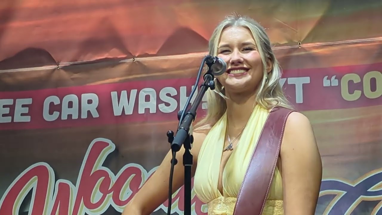 Rising Country Star Elizabeth Nichols sings her smash hit " I Got A New One"  