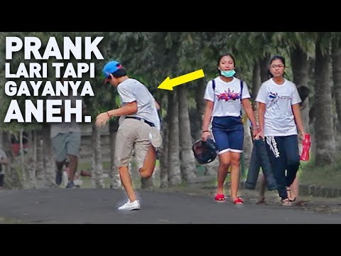 lari-pake-gaya-aneh-bikin-ngakak-ngeliatnya---prank-indonesia