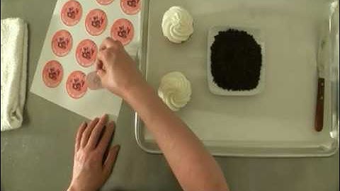 How to put on an edible prints on a cup cake