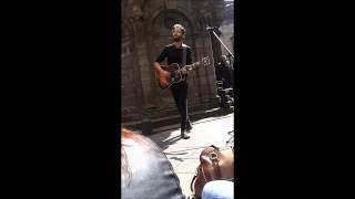 Passenger - Let Her Go (Live In Edinburghs Parliament Square)