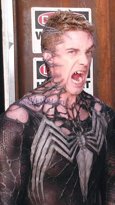 Topher Grace's Transformation: From Comic Fan to Venom in 'Spider-Man 3'  #marvel #mcu #shorts