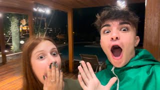 Thumbnail for SERVIMOS O DATE DA CARECA O JOÃO PEDRO! (rolou beijo?????!!)