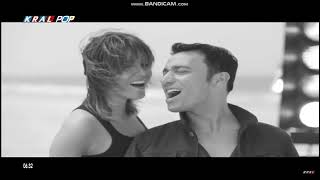 Gülben Ergen & Mustafa Sandal - Şıkır Şıkır