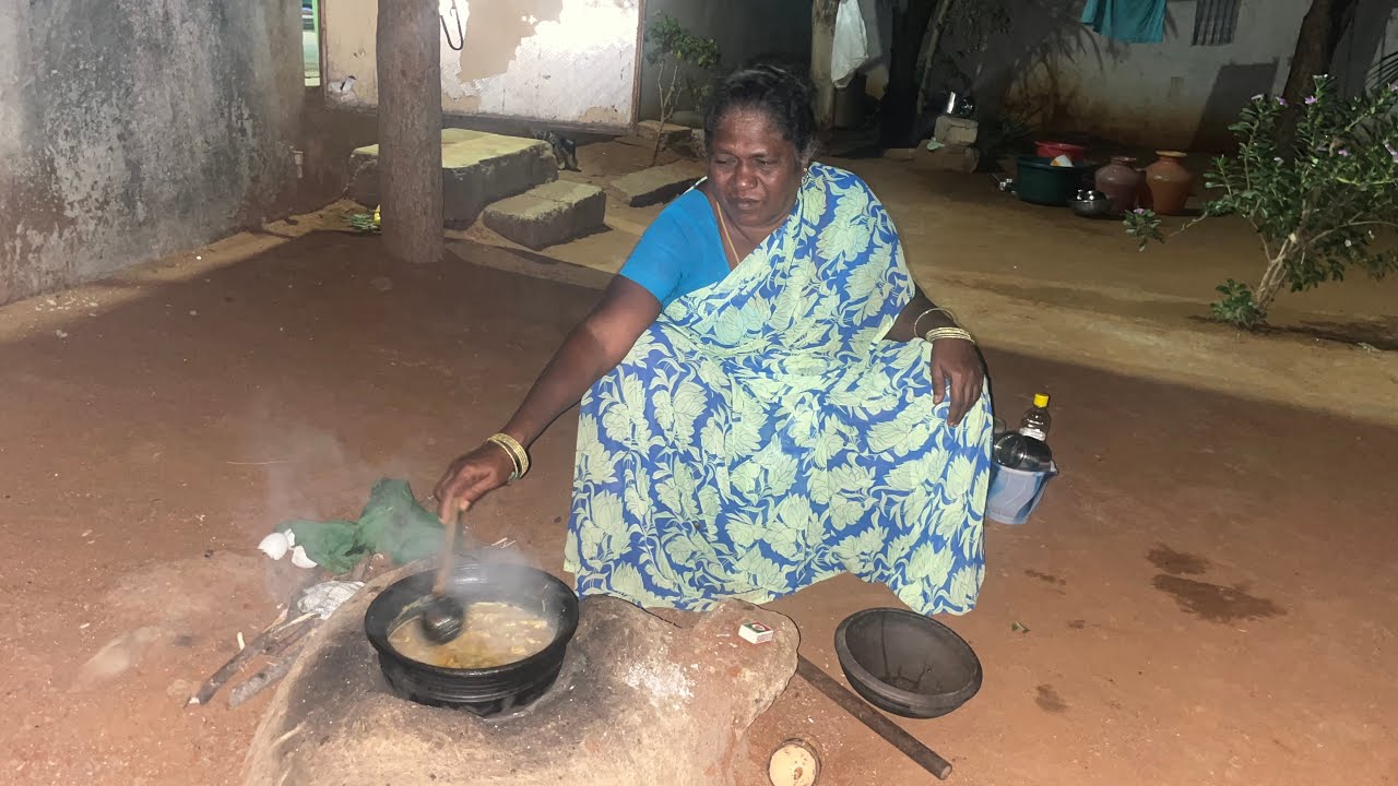 🥚கிராமத்து முறையில் முட்டை குழம்பு🪺/Village Style Egg Curry🤤