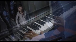 Video thumbnail of "Mass Effect 3 - Leaving Earth (Piano cover)"