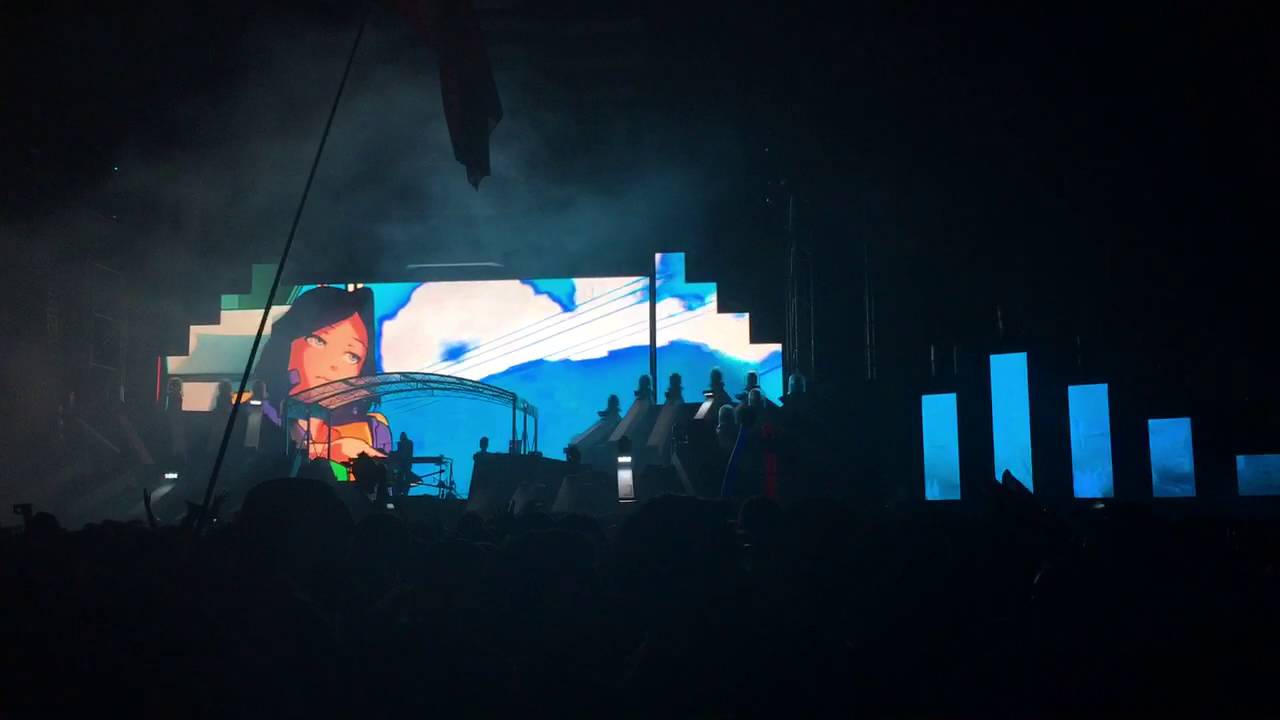 porter robinson live setup porter robinson live setup