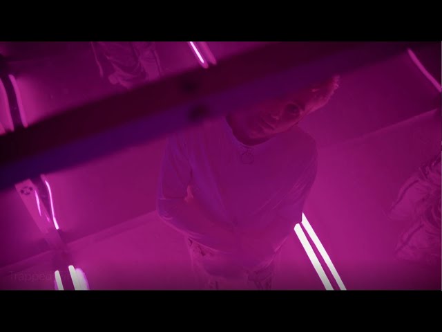 Obejrzyj knowuh - TRAPPED (Official Video) w YouTube Obejrzyj knowuh - TRAPPED (Official Video) w YouTube
