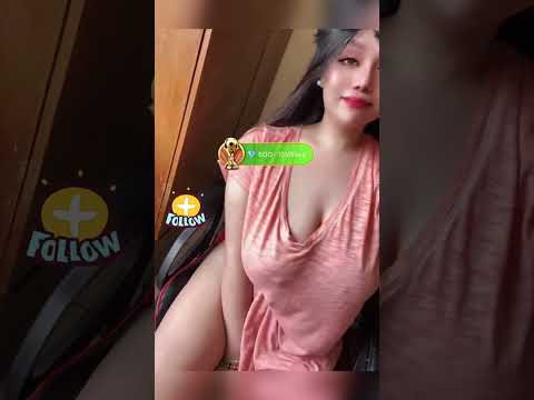 Live gak pake bra!!!!Kacangnya timbul sexy abis!!