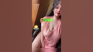 Live gak pake bra!!!!Kacangnya timbul sexy abis!!