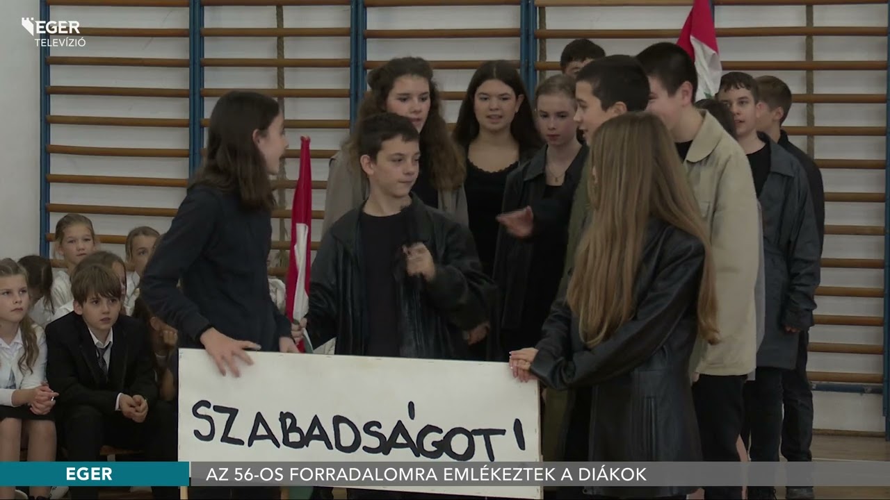 Ünnepi műsorral tisztelegtek a hősök emléke előtt az egri iskolákban - 2024.10.22.