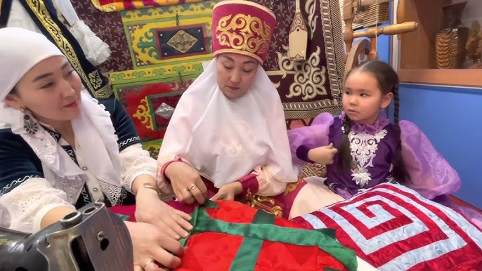 Мас қаңғыбастар порносын көру Би және гей топтық секс порно көру