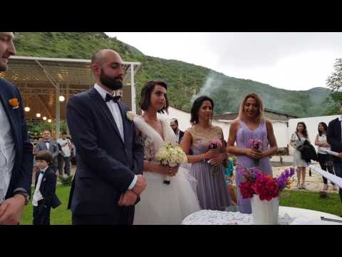 თეკლეს და გიორგის ქორწილი ხელის მოწერა