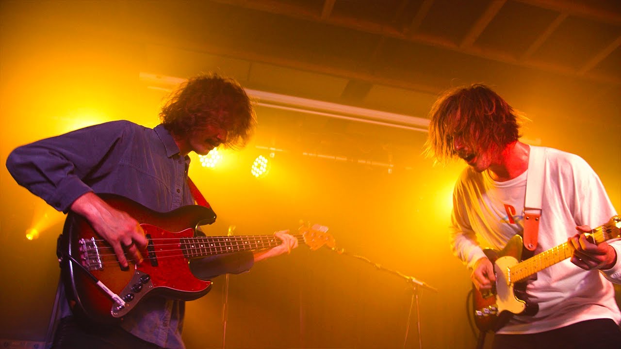 The Kite Machine - Live 1 - Larry the Bird & The Crook and the Skank