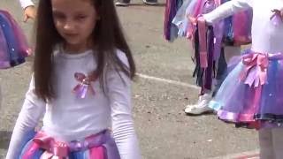 23 Nisan Gösterisi Huriyet İlkokulu 1 A Sınıfı Naşide Naz Göztepe 2014 Karacabey Bursa