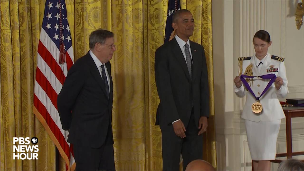 president-obama-awards-2016-arts-and-humanities-medals-youtube