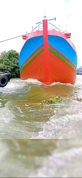 gagah nya kapal juwana #shots #kapaljuwana #kapalikan #nelayan #boat