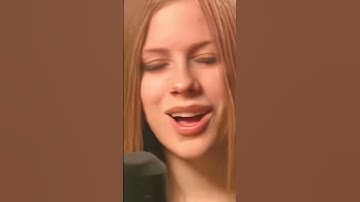 Thumbnail of Avril Lavigne: "Complicated" Acoustic 2002