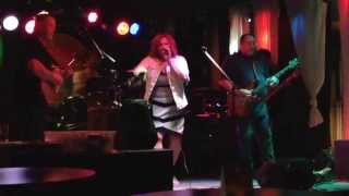 UDoVooDoo plays Born to be Wild, Live at Mahalo Cove
