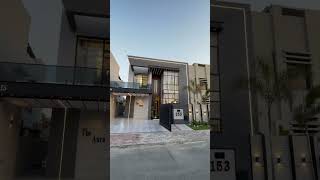 10 Marla Top Notch Designer House 🏠 with Full Basement in Bahria Town Lahore