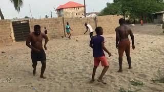 Monkey Post sand Football played by kids and Adults in Nigeria screenshot 4