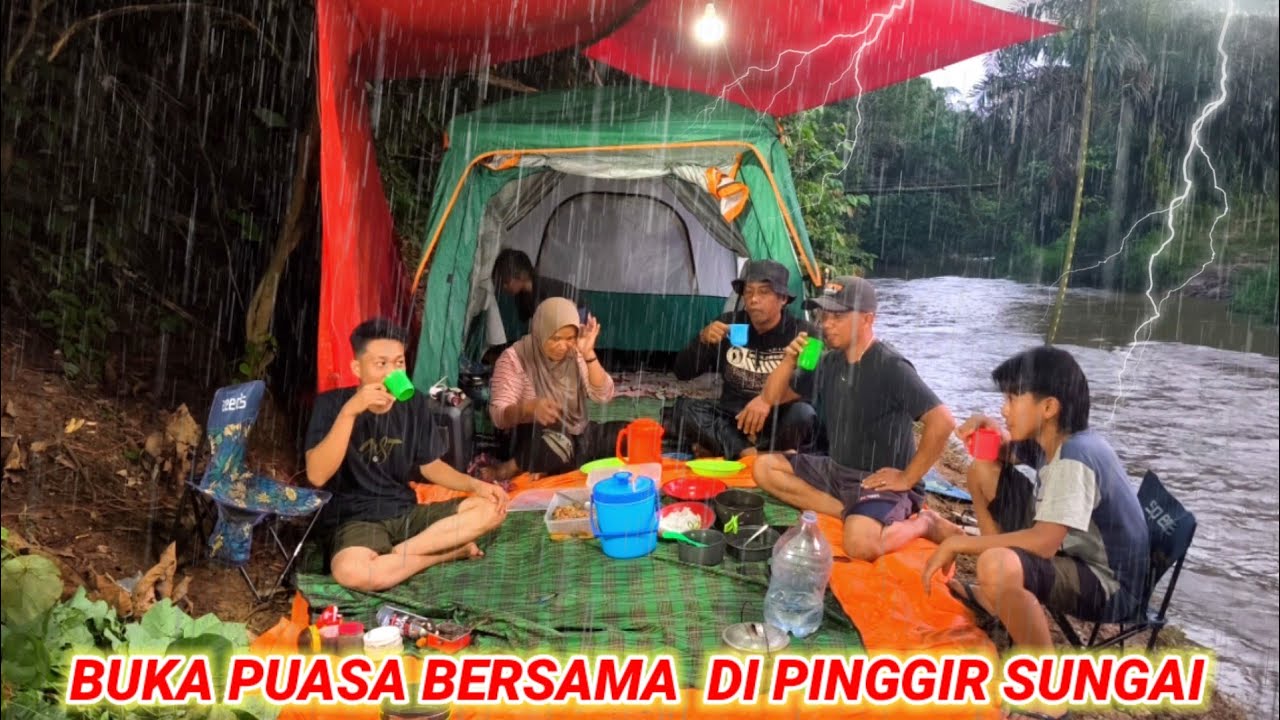 Diguyur hujan deras camping ramai ramai, dipinggir sungai arus deras, relaxing rain sound