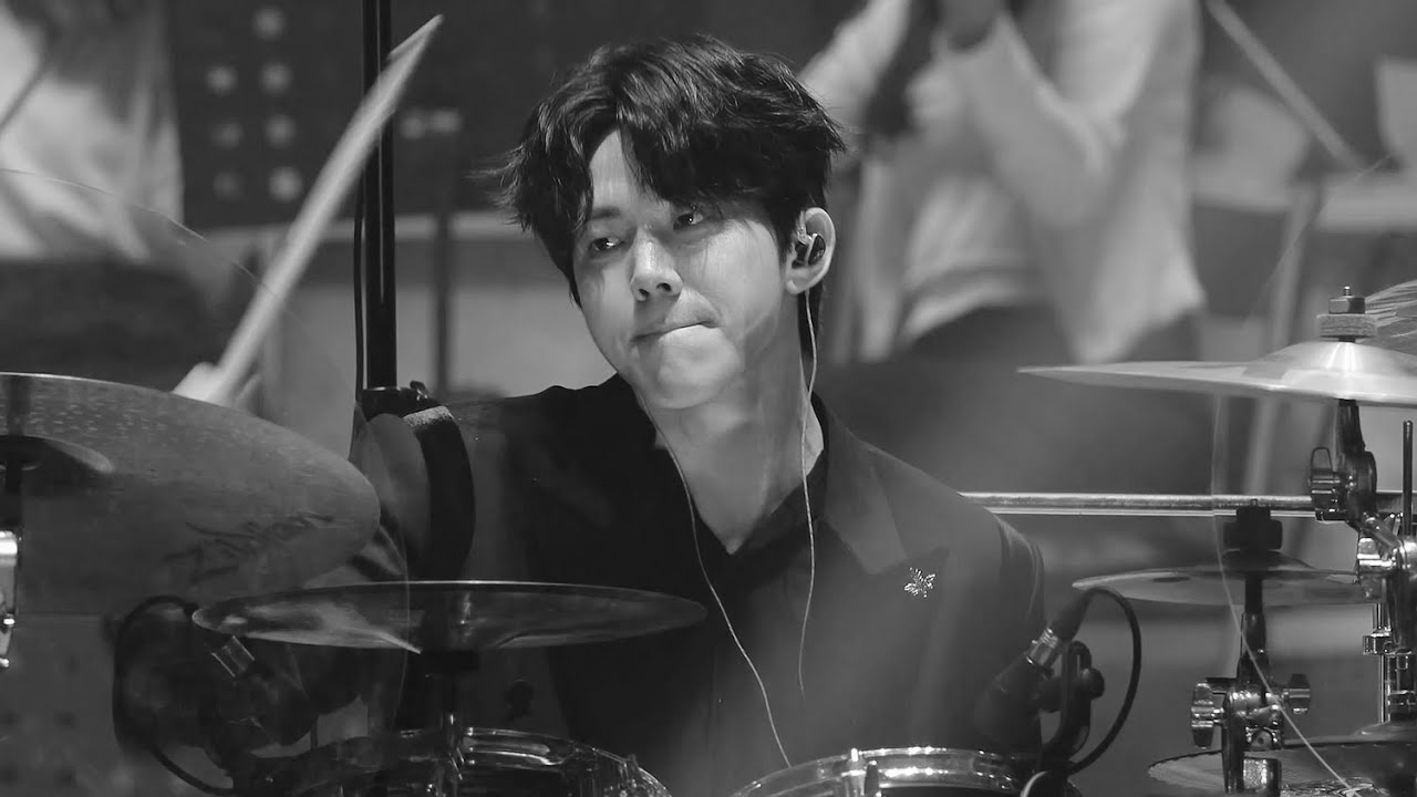 [4K] 241220 데이식스 도운 직캠 DAY6 DOWOON ‘Sweet Chaos’ + ‘Love Me or Leave Me’ @2024 The Present