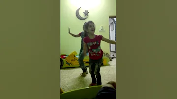 رقص على اغنية زومبا 