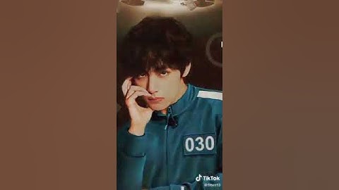 BTS KIM TAEHYUNG 💜//SQUID GAME PICTURES 💜
