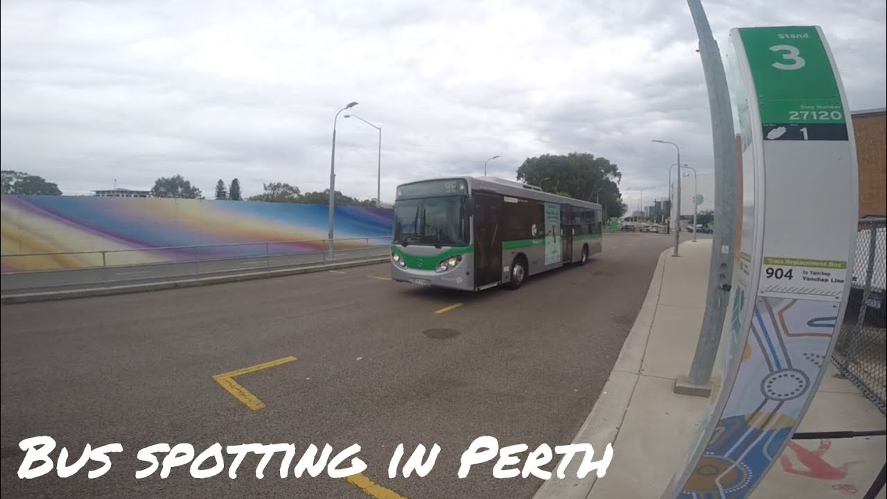 Bus spotting in Perth 