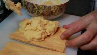 Dapur Harry - Tompoezen - Harry Bond J (Cemilan Belanda), Iphelo DapurFRESH