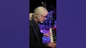 Is This The Rightful Heir To Keith Emerson Elp Hammond Keyboardsolo Rock Progressiverock 