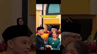 Stunning Smiles Of Anakanda Sultan Perak..your Such An Angel